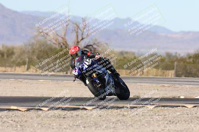 media/Dec-06-2025-CVMA (Sat) [[4a896cc04c]]/Race 4-Formula Middleweight/